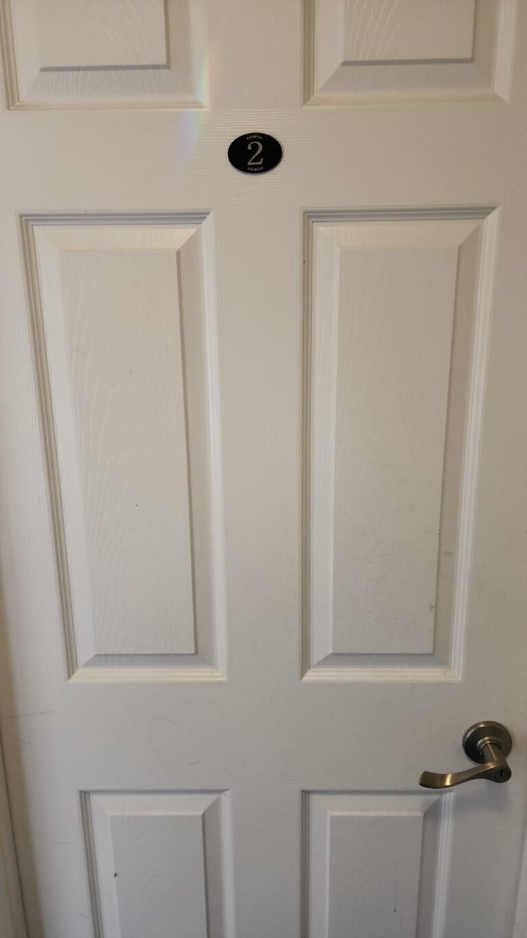 e5fae03b-77f8-4096-baf1-7410497293f0