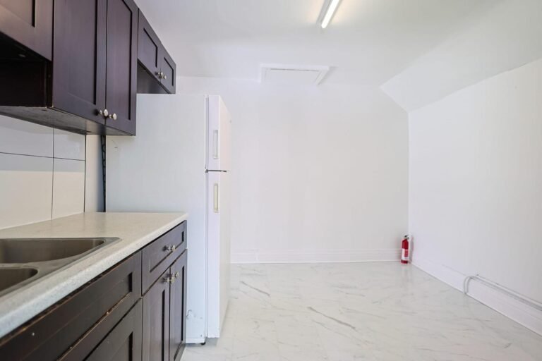 WhatsApp Image 2025-05-30 at 10.24.30 PM (5)